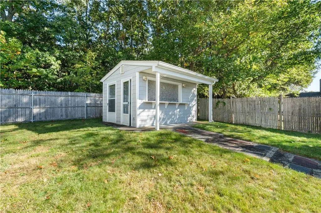 6 Alto Street Warwick RI 02886