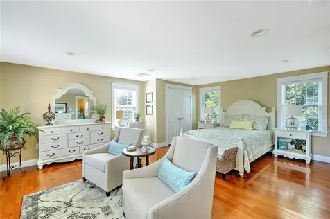 18 Taddy Avenue Warren RI 02885