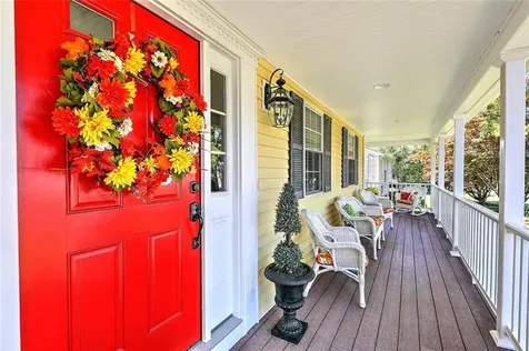 18 Taddy Avenue Warren RI 02885