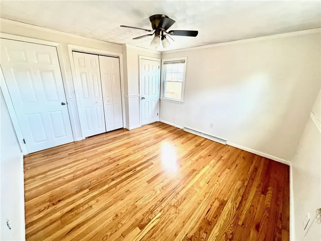 9 Oakdale Street Warwick RI 02888