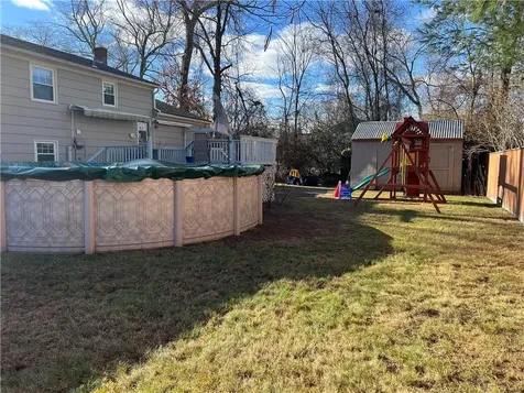 9 Oakdale Street Warwick RI 02888