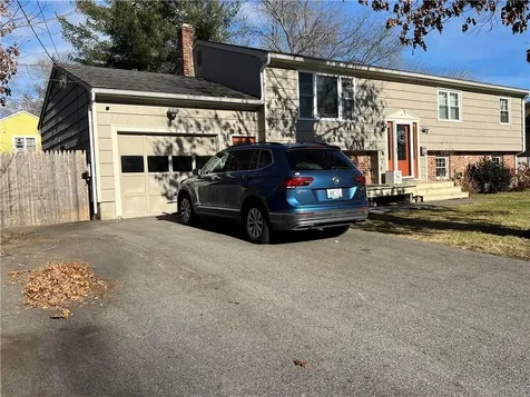 9 Oakdale Street Warwick RI 02888