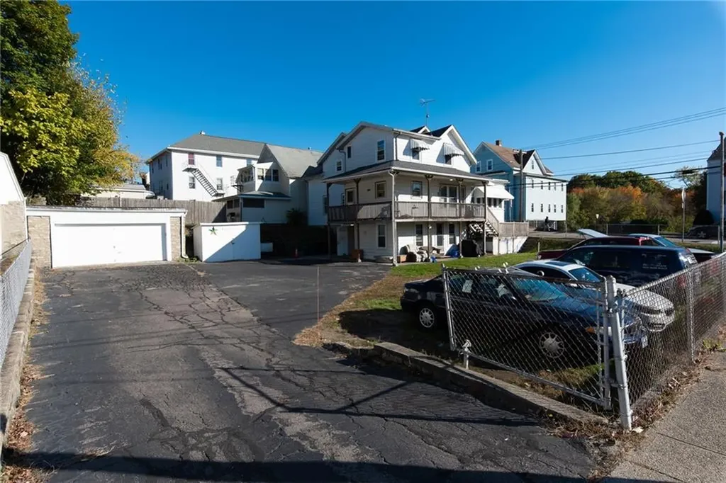 576 Diamond Hill Road Woonsocket RI 02895