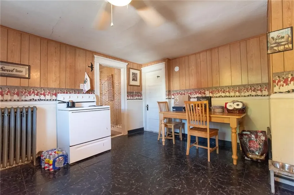 576 Diamond Hill Road Woonsocket RI 02895