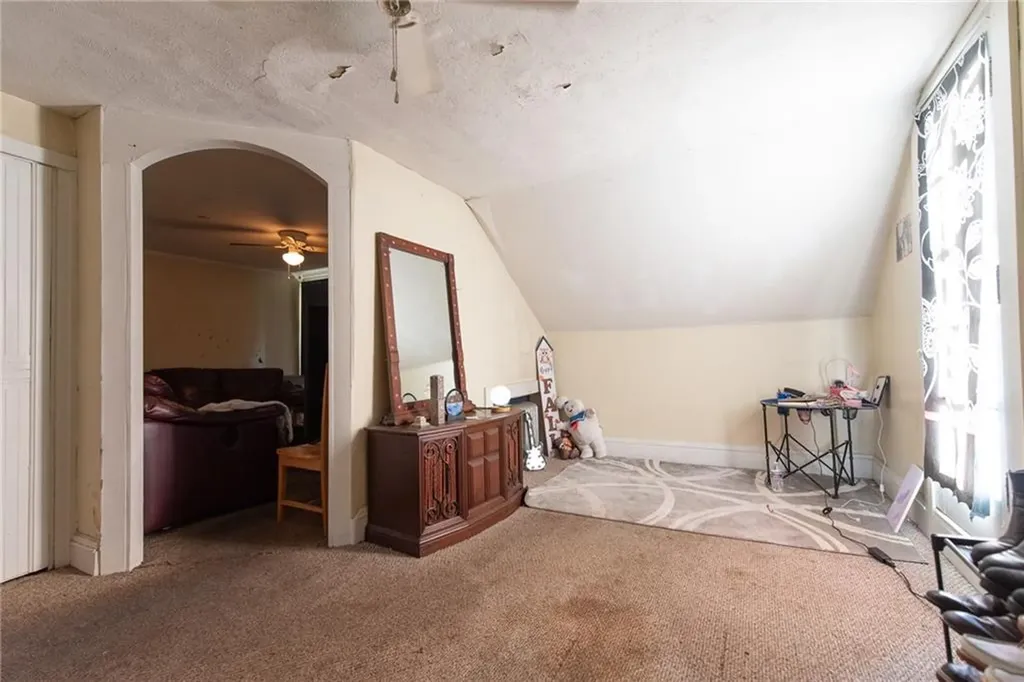 576 Diamond Hill Road Woonsocket RI 02895