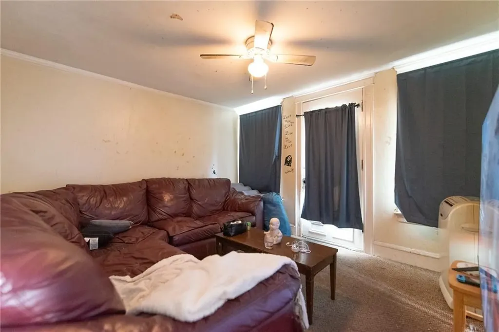 576 Diamond Hill Road Woonsocket RI 02895