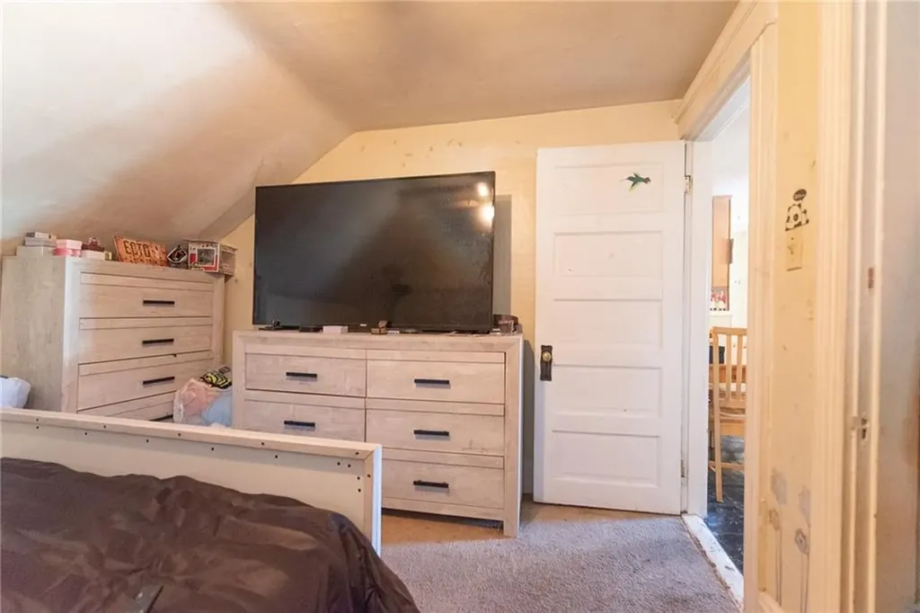 576 Diamond Hill Road Woonsocket RI 02895