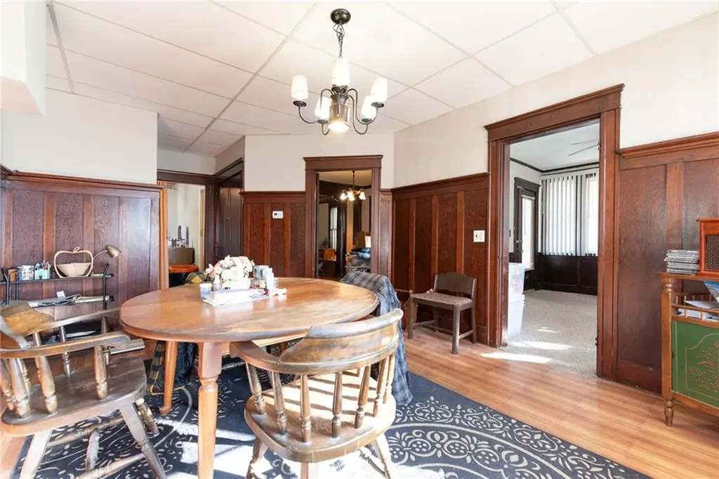576 Diamond Hill Road Woonsocket RI 02895