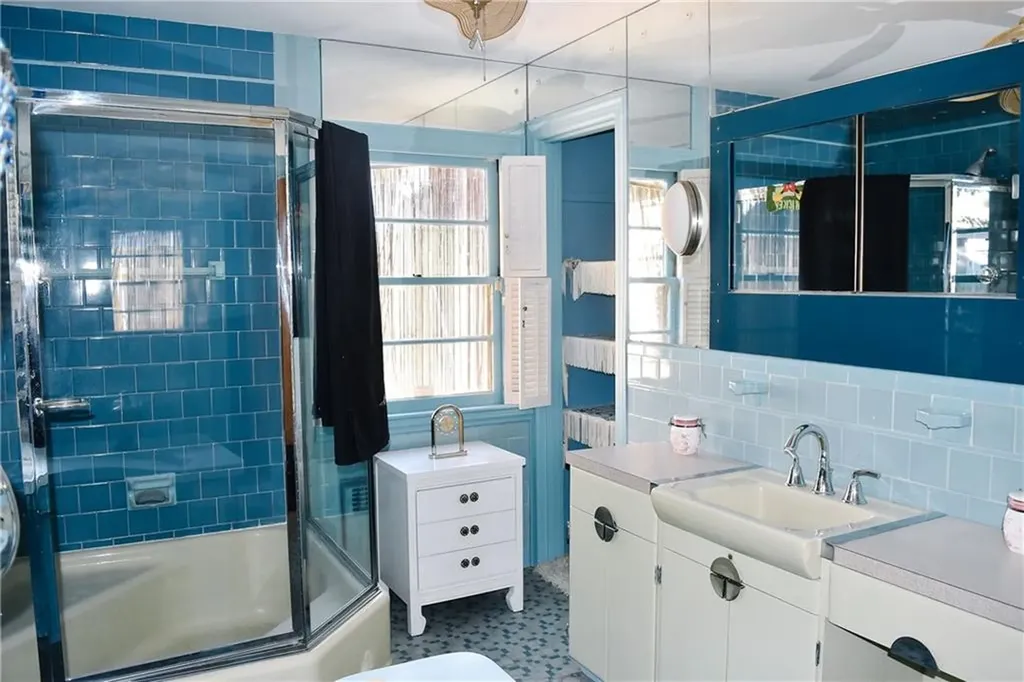507 Sharon Street Providence RI 02908