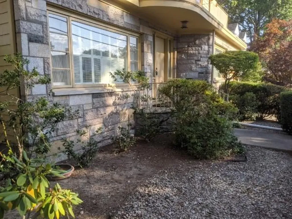 507 Sharon Street Providence RI 02908