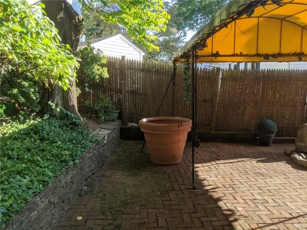 507 Sharon Street Providence RI 02908