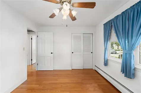 597 Woodward Road North Providence RI 02904