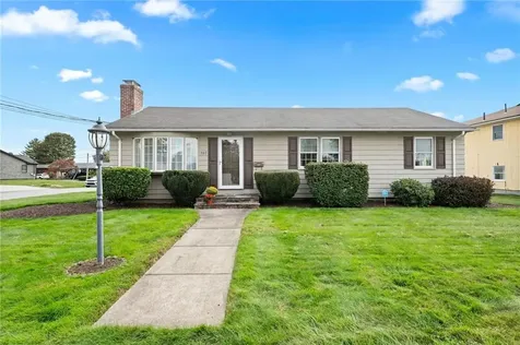 597 Woodward Road North Providence RI 02904