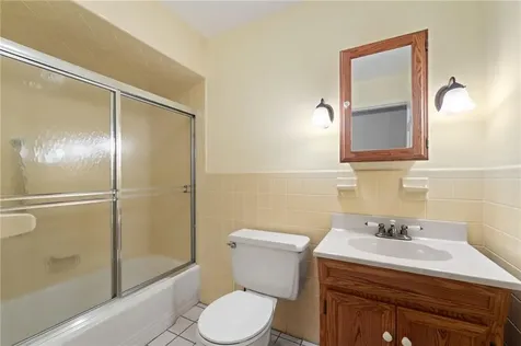 597 Woodward Road North Providence RI 02904