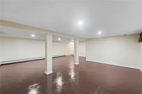 597 Woodward Road North Providence RI 02904