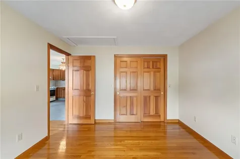 597 Woodward Road North Providence RI 02904