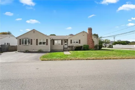 597 Woodward Road North Providence RI 02904