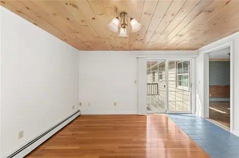 597 Woodward Road North Providence RI 02904