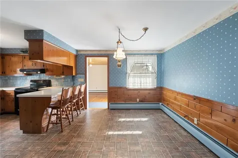 597 Woodward Road North Providence RI 02904