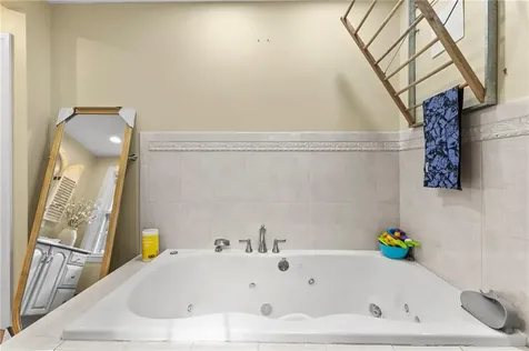 2536 Hartford Avenue Johnston RI 02919