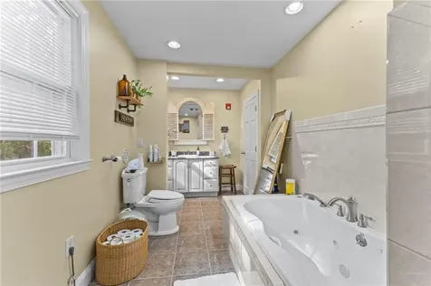 2536 Hartford Avenue Johnston RI 02919