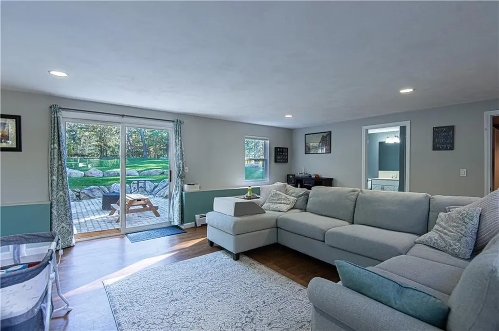 3 Cara Drive Lincoln RI 02865