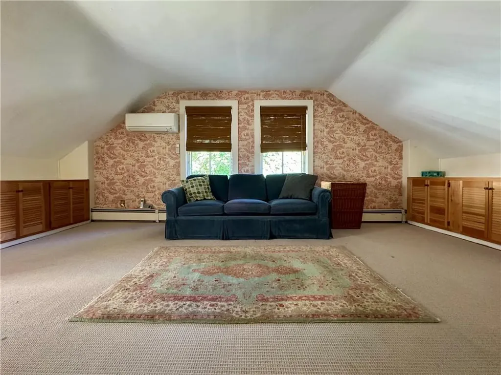 72 East Manning Street Providence RI 02906