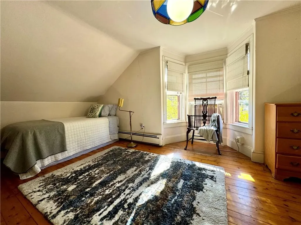72 East Manning Street Providence RI 02906