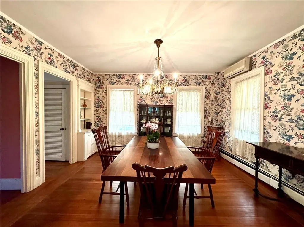 72 East Manning Street Providence RI 02906