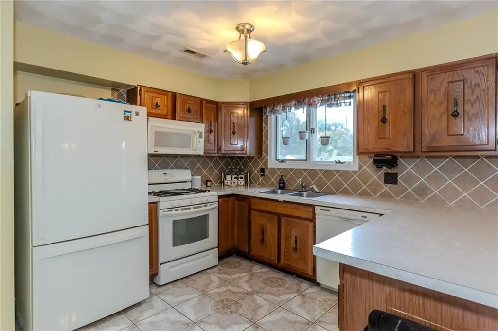 8 Chunga Drive Cumberland RI 02864