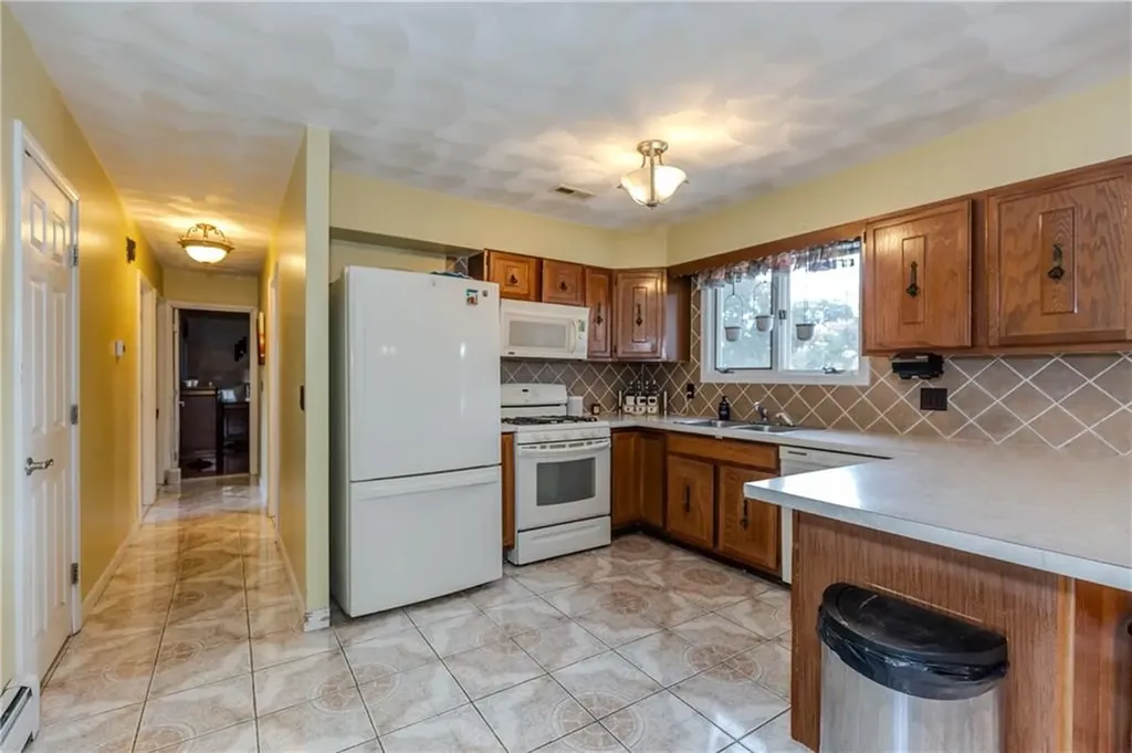 8 Chunga Drive Cumberland RI 02864