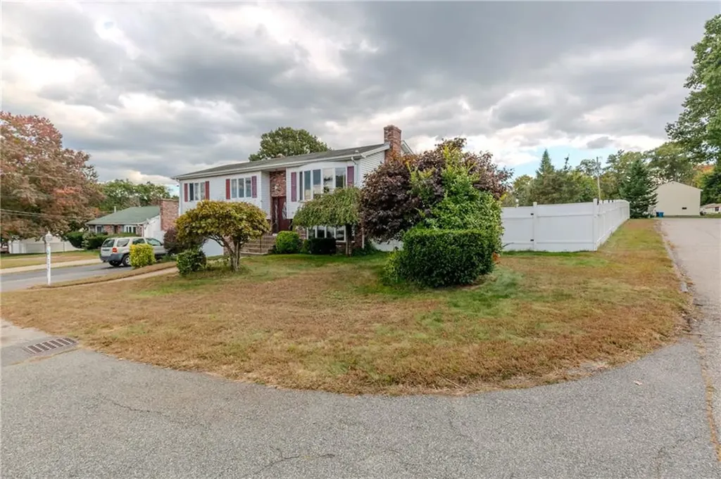 8 Chunga Drive Cumberland RI 02864