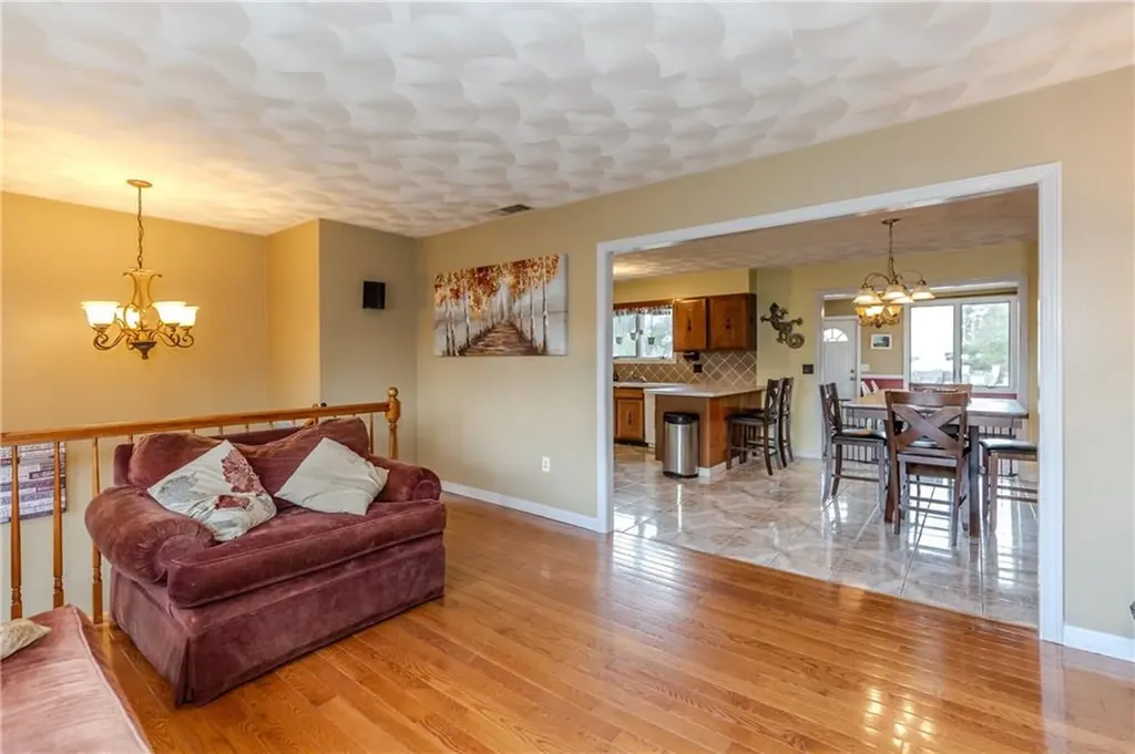 8 Chunga Drive Cumberland RI 02864