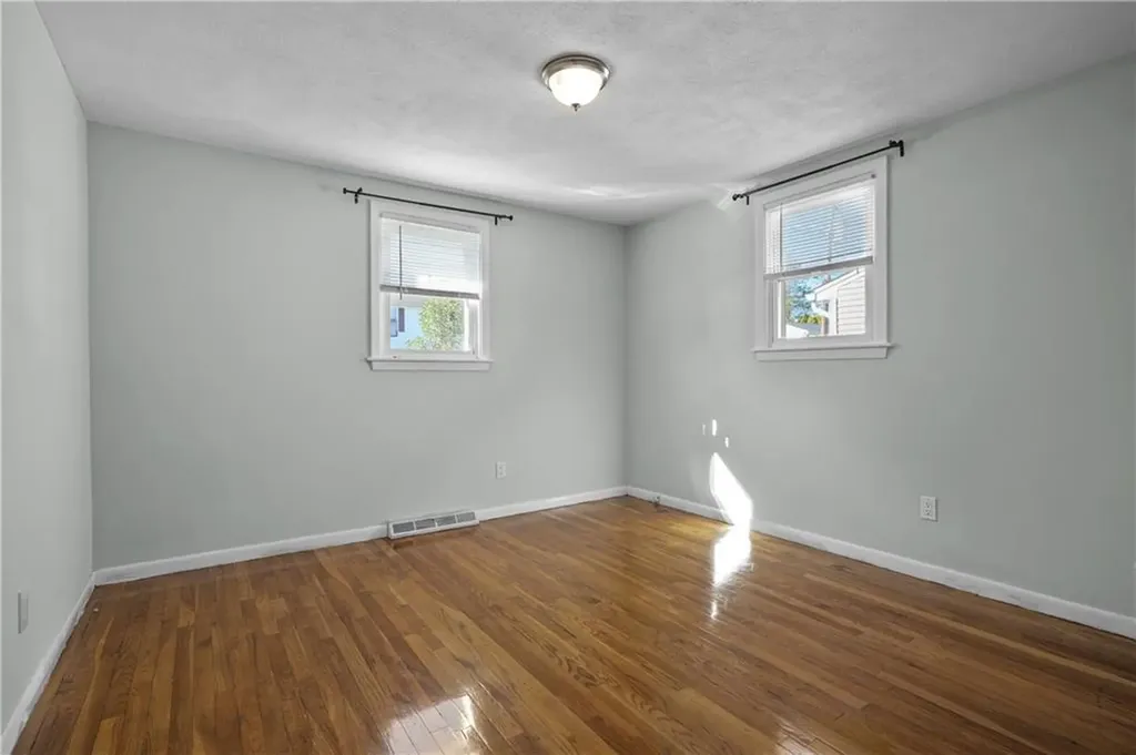 120 Vallette Street Cranston RI 02920