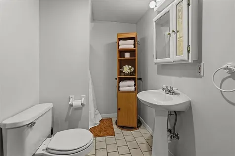 20 King Philip Trail East Greenwich RI 02818