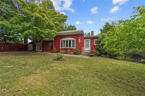 20 King Philip Trail East Greenwich RI 02818