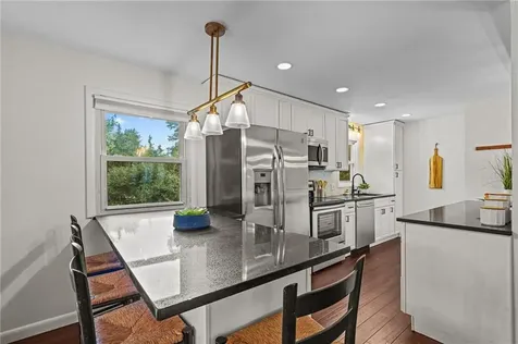 20 King Philip Trail East Greenwich RI 02818