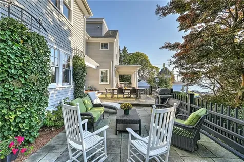 19 Summer Street Bristol RI 02809