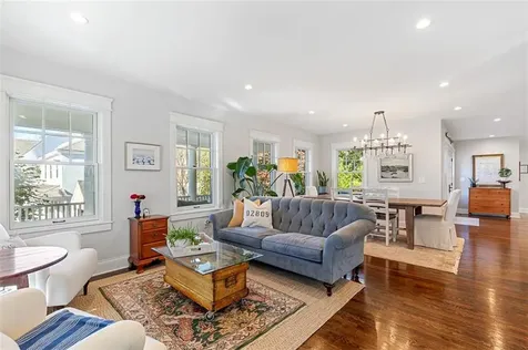 19 Summer Street Bristol RI 02809