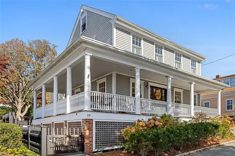 19 Summer Street Bristol RI 02809