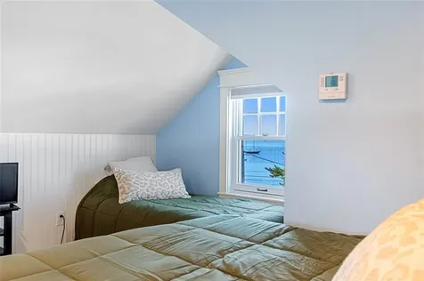 19 Summer Street Bristol RI 02809