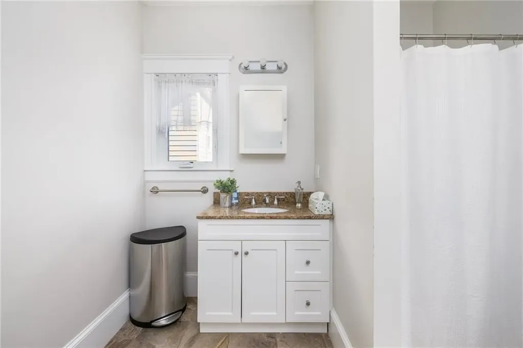 21 Lewis Street Providence RI 02906