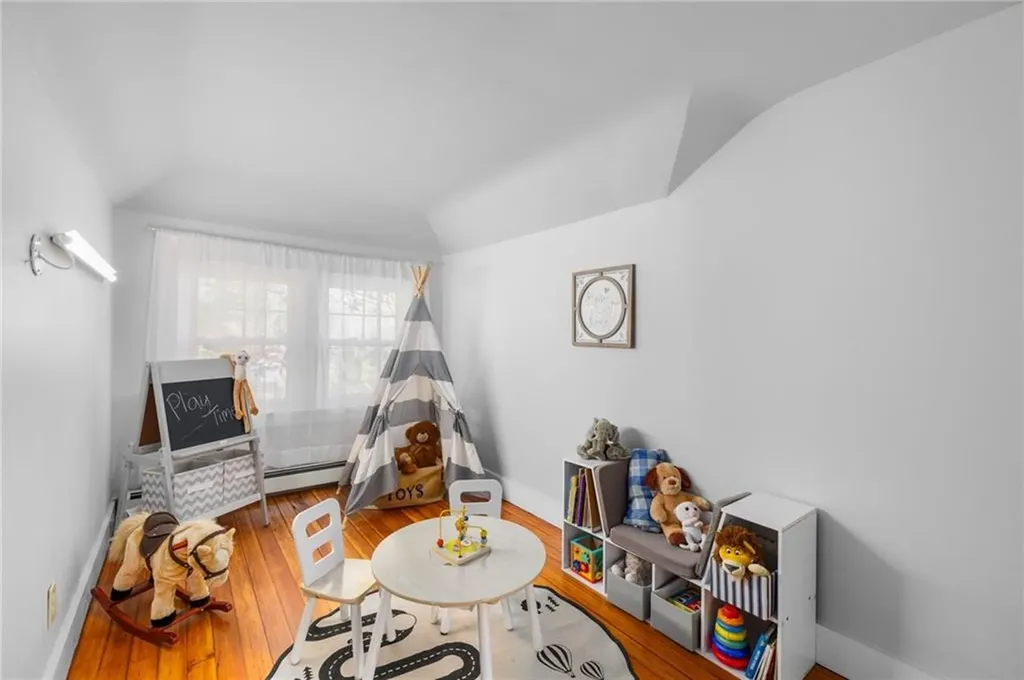 21 Lewis Street Providence RI 02906