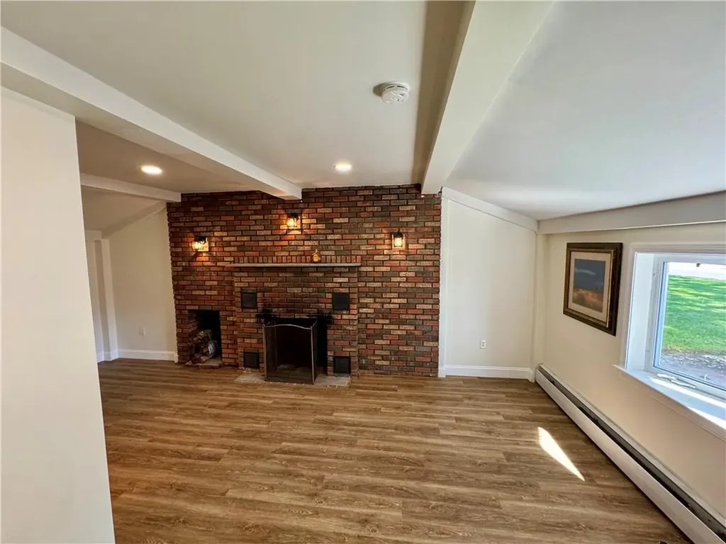 2545 West Shore Road Warwick RI 02889