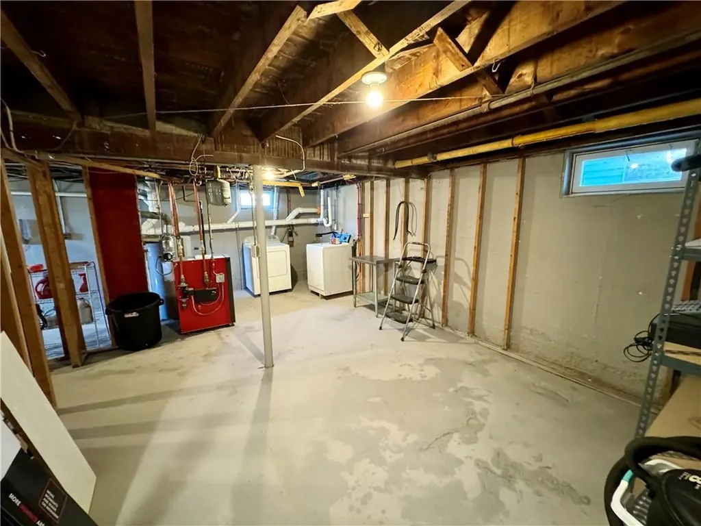 2545 West Shore Road Warwick RI 02889
