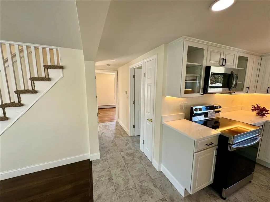 2545 West Shore Road Warwick RI 02889