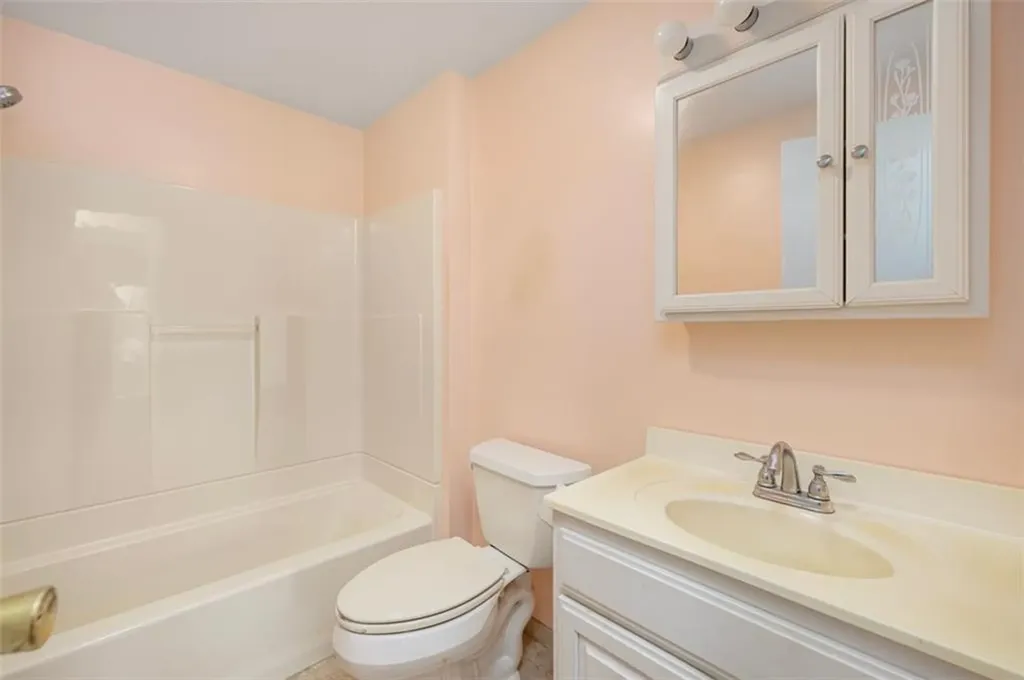 104 Sleepy Hollow Drive Cumberland RI 02864