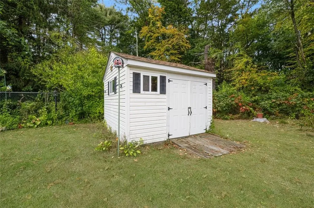 104 Sleepy Hollow Drive Cumberland RI 02864