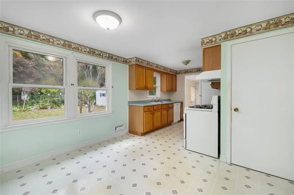 104 Sleepy Hollow Drive Cumberland RI 02864