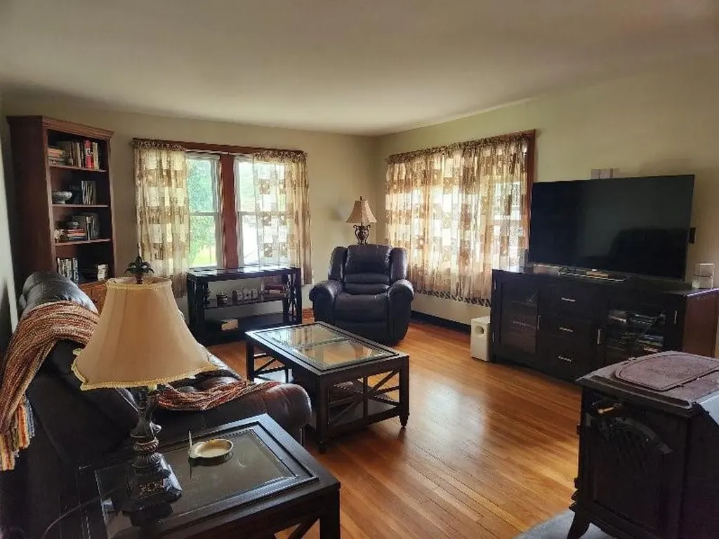 30 Daggett Avenue Pawtucket RI 02861